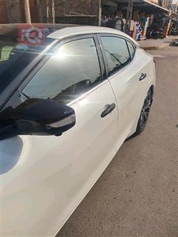 نیسان مەگزیما